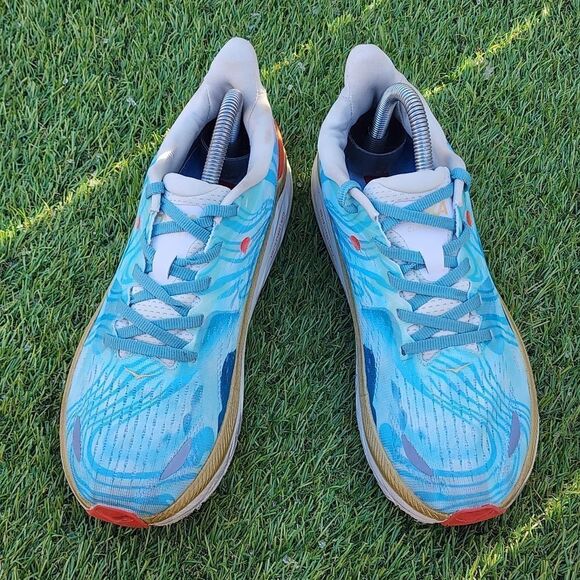 HOKA CLIFTON 8 - Womens Athletic Shoes - SIZE 7.5B - Picture 2 of 10